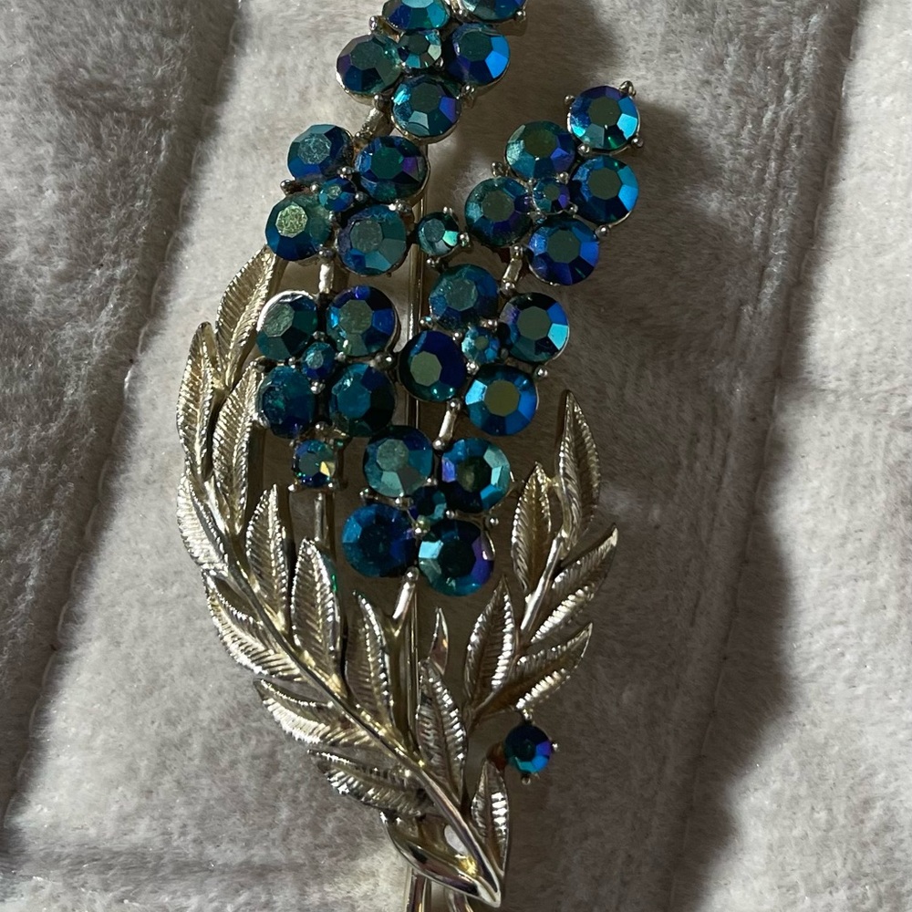 Elegant Silver and Blue Floral Brooch